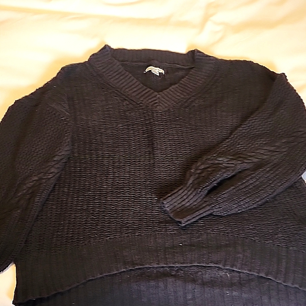 American Eagle Outfitters Women's L Knit Cotton V-neck Sweater Black EUC
